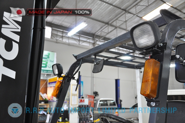 ขายรถโฟล์คลิฟท์มือสอง TCM รุ่น FD15T12-4IH00107 นำเข้าจากประเทศญี่ปุ่น 100\% ไม่เคยใช้งานในไทย