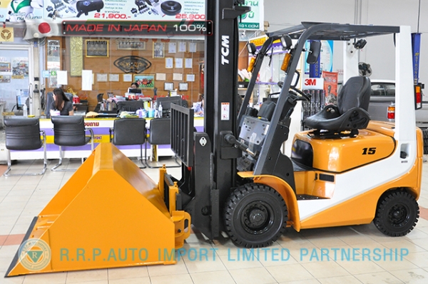 ขายรถโฟล์คลิฟท์มือสอง TCM รุ่น FD15T12-4IH00107 นำเข้าจากประเทศญี่ปุ่น 100\% ไม่เคยใช้งานในไทย