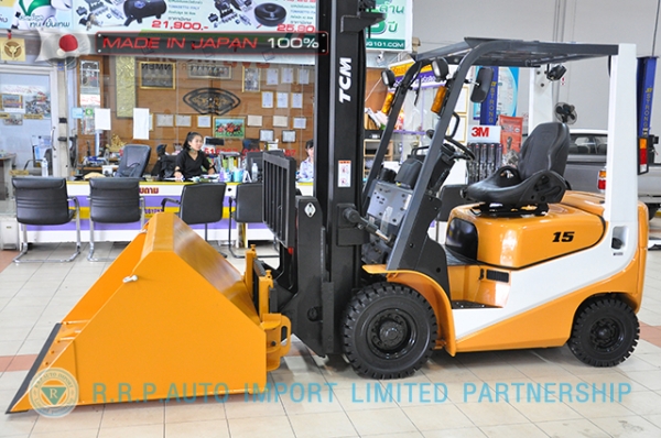 ขายรถโฟล์คลิฟท์มือสอง TCM รุ่น FD15T12-4IH00107 นำเข้าจากประเทศญี่ปุ่น 100\% ไม่เคยใช้งานในไทย