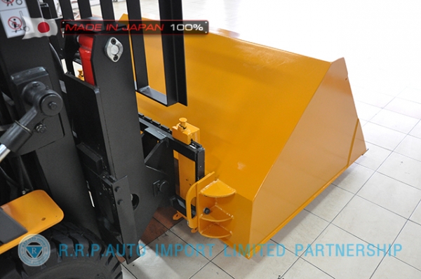 ขายรถโฟล์คลิฟท์มือสอง TCM รุ่น FD15T12-4IH00107 นำเข้าจากประเทศญี่ปุ่น 100\% ไม่เคยใช้งานในไทย