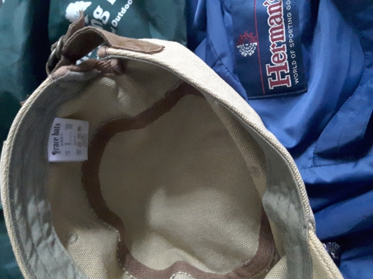 หมวกแก๊ปTurners จากตู้ญี่ปุ่น