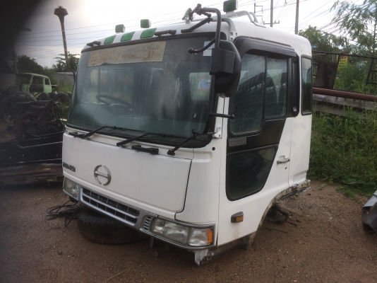 ขายหัวรถสิบล้อ HINO เพอร์เฟียทำสีใหม่แล้ว สวยๆอุปกรณ์ครบ ราคา 700000 บาท ขายหัวรถสิบล้อ HINO เพอร์เฟียทำสีใหม่แล้ว สวยๆอุปกรณ์ครบ ราคา 700000 บาท
