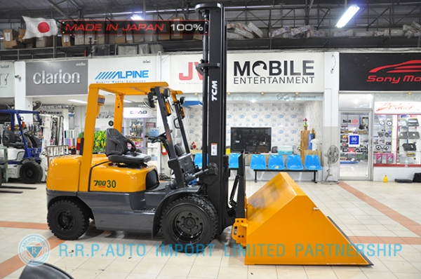 ขายรถโฟล์คลิฟท์มือสอง TCM รุ่น FHD30Z5-34G10755 นำเข้าจากประเทศญี่ปุ่น 100\% ไม่เคยใช้งานในไทย