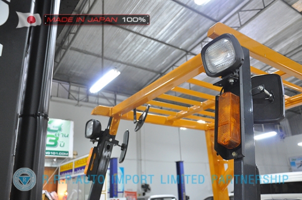 ขายรถโฟล์คลิฟท์มือสอง TCM รุ่น FHD30Z5-34G10755 นำเข้าจากประเทศญี่ปุ่น 100\% ไม่เคยใช้งานในไทย