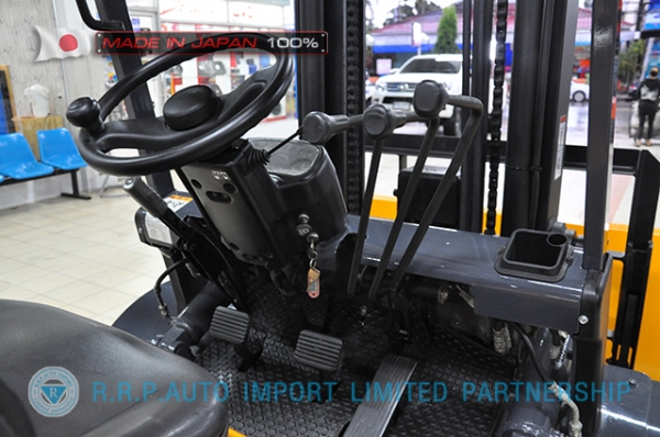 ขายรถโฟล์คลิฟท์มือสอง TCM รุ่น FHD30Z5-34G10755 นำเข้าจากประเทศญี่ปุ่น 100\% ไม่เคยใช้งานในไทย