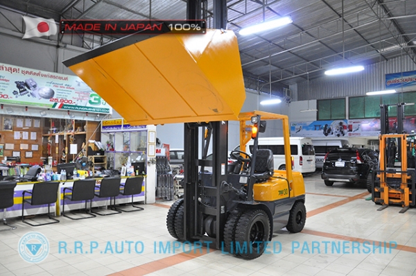 ขายรถโฟล์คลิฟท์มือสอง TCM รุ่น FHD30Z5-34G10755 นำเข้าจากประเทศญี่ปุ่น 100\% ไม่เคยใช้งานในไทย