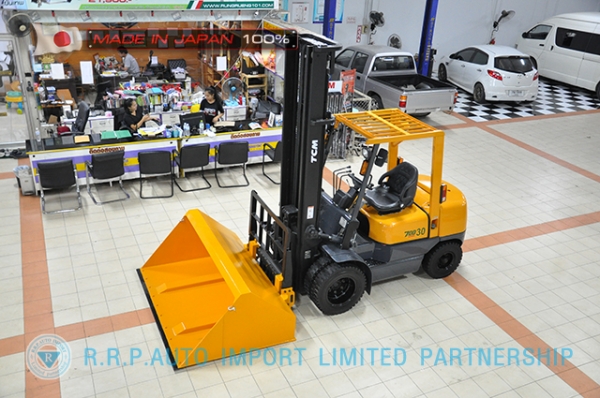 ขายรถโฟล์คลิฟท์มือสอง TCM รุ่น FHD30Z5-34G10755 นำเข้าจากประเทศญี่ปุ่น 100\% ไม่เคยใช้งานในไทย