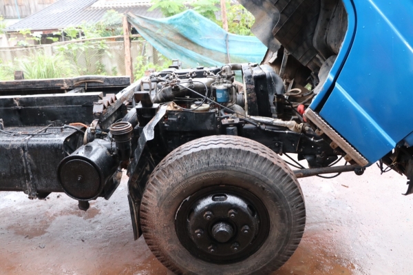 ขายหกล้อดั้มสภาพดี สนใจติดต่อ 0958022534