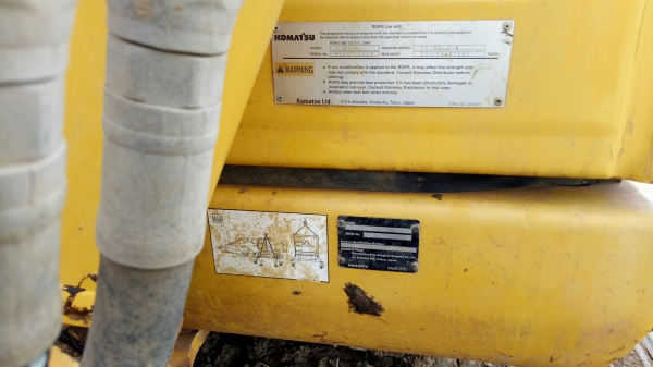 ขาย โคมัตสุ ครับ  160 -8 ราคา  1,550,000 รถพร้อมใช้งาน