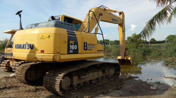 ขาย โคมัตสุ ครับ  160 -8 ราคา  1,550,000 รถพร้อมใช้งาน