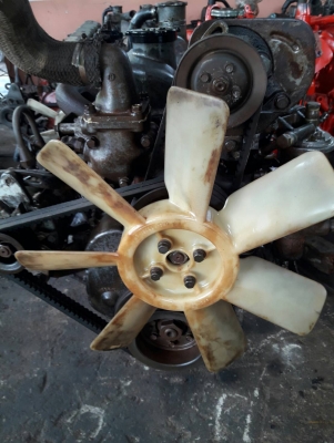 เครื่อง HINO EH700 168แรง พร้อมใช้งาน เครื่อง HINO EH700 168แรง พร้อมใช้งาน