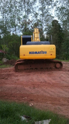 KOMATSU  PC 200-8