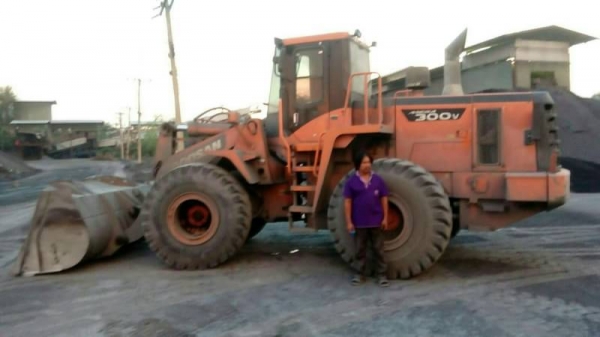 DOOSAN MEGA 300V