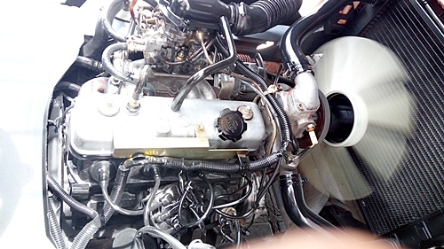 ขายรถยกโตโยต้า 2 ตัน รุ่น6 เครื่องเบนซิน กระบอกคู่ เสาสูง 3 เมตร ยางตันใหม่ พวงมาลัยเพาเว่อร์  สีเดิมจากนอก นำเข้าจากญี่ปุ่น ใช้งานได้ทันที ราคา190000