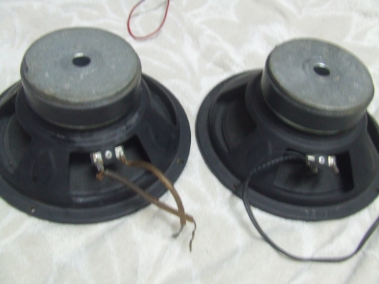 ขาย คาปา  ลำโพงเสียงกลาง  8 นิ้ว  ปรี  สามชิ้น800