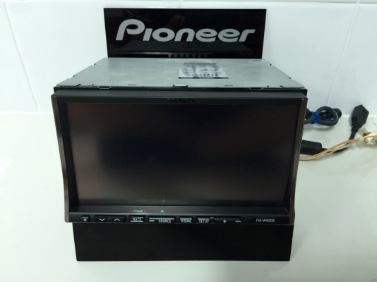 ขายจอ 2 ดิน ALPINE รุ่น IVA-W520E DVD หน้าจอขนาด 7"