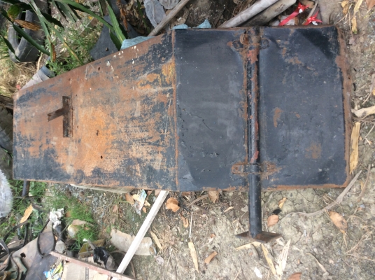 ขาย บังโคลน รถสิบล้อ สภาพดี 1คู่