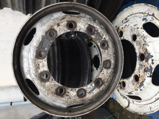 กะทะล้อโทฟี่ เเม๊กซ์เหล็ก 10 รู สภาพดี มีทั้งหมด 7 ลูก เหมาหมดราคาพิเศษ