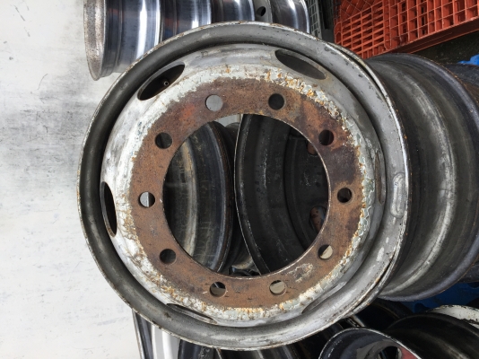 กะทะล้อโทฟี่ เเม๊กซ์เหล็ก 10 รู สภาพดี มีทั้งหมด 7 ลูก เหมาหมดราคาพิเศษ กะทะล้อโทฟี่ เเม๊กซ์เหล็ก 10 รู สภาพดี มีทั้งหมด 7 ลูก เหมาหมดราคาพิเศษ