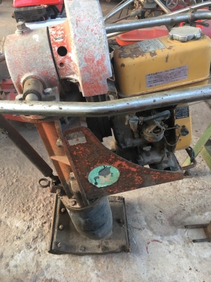 เครืองทุบดิน