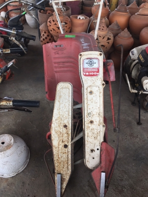 รถเกี่ยวข้าวเดินตาม