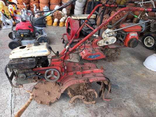 รถพรวนดิน