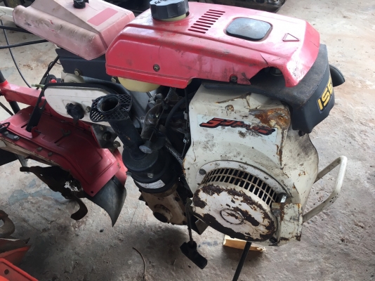 รถพรวนดิน