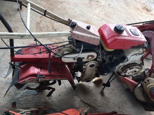 รถพรวนดิน