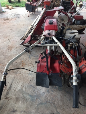 รถพรวนดิน