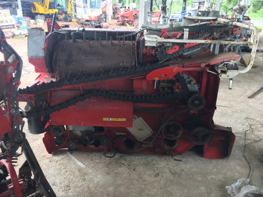 ตู้นวดรถเกี่ยวข้าว