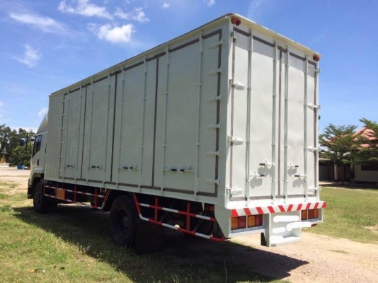 ขาย!! 6ล้อ FTR 240แรง ปี56 ตู้10บาน ราคา 1,460,000 ขาย!! 6ล้อ FTR 240แรง ปี56 ตู้10บาน ราคา 1,460,000