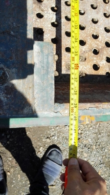 ถาดตระแกรงร่อนเขย่า ขนาด 1000x2000 mm ไฟ 380V โครงสร้างหนาแข็งแรงพร้อมใช้