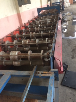 ขายรายทำเมทัลชีตขนาด1.5x6เมตรกับ1.5x12เมตรมี2รายต้องทำไฟครับผม