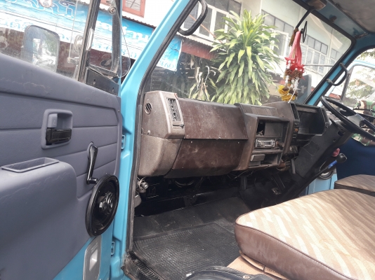 ISUZU NKR110 แรงม้า รถห้างแท้ ดาวน์98,000บาทออกรถได้เลย เครื่องแน่นปึ๊ก แห้ง แรงดี แชทซีสวยๆตลอดเส้น