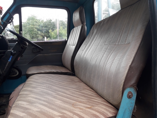 ISUZU NKR110 แรงม้า รถห้างแท้ ดาวน์98,000บาทออกรถได้เลย เครื่องแน่นปึ๊ก แห้ง แรงดี แชทซีสวยๆตลอดเส้น