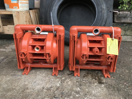 ขายปั้มไดอะแฟรม Wilden made in USA โครงสร้างอลูมิเนียม ขนาดเข้า 1นิ้ว ออก 6หุน สภาพสวย ดูดแรง พร้อมใช้งาน มี 2ตัวครับ