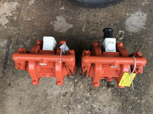 ขายปั้มไดอะแฟรม Wilden made in USA โครงสร้างอลูมิเนียม ขนาดเข้า 1นิ้ว ออก 6หุน สภาพสวย ดูดแรง พร้อมใช้งาน มี 2ตัวครับ