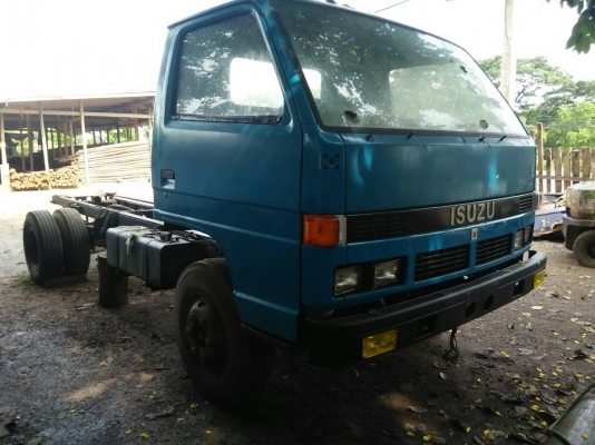 ขาย6ล้ออีซูซุ NPR 115แรง หัวคัซซี เกียร์สั้น