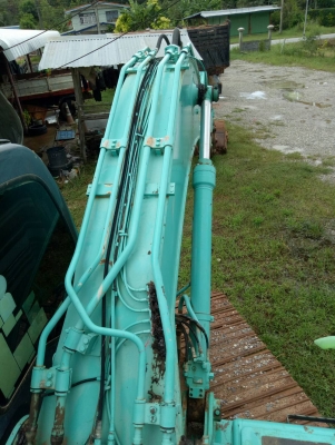 KOBELCO SK200 MARK 8 YN11