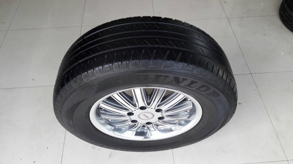 ล้อVIP ขอบ17  6รู  พร้อมยาง265/65/17    4 ล้อ