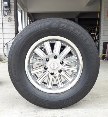 ล้อVIP ขอบ17  6รู  พร้อมยาง265/65/17    4 ล้อ