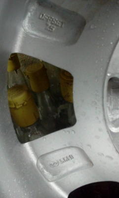 แม็ก6รู อีซูซุโรดิโอ 4x4พร้อมยางอ๊อฟโรดขอบ15 เดิมๆ