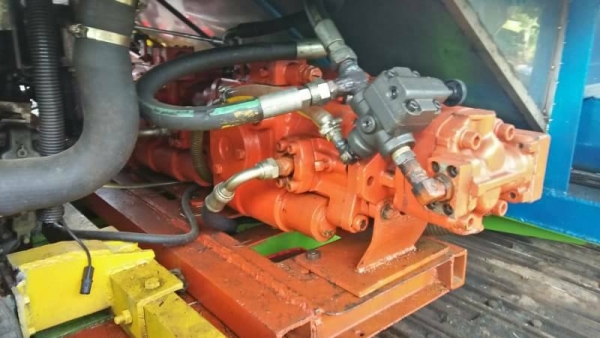 ขายรถเกี่ยวข้าวบางไทรการช่าง ช่วงล่าง12เครื่องมิตซู260โบว์6m61ปั๊ม24บิ้วใหม่พร้อมใช้