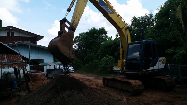 ขายรถขุดSK120-3มาร์คทรีไฟฟ้าครบ เอกสารใบอินวอยซ์สภาพพร้อมทำงาน เครื่องเดิมปั๊มเดิม