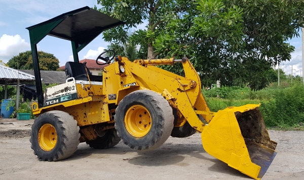 ขายด่วนรถยกตักเอวอ่อนTCMHL808A-2ตักยก2.5ตันยกสูง3เมตรรถขับเคลื่อน4ล้อเกียร์ท็อกโลฮายรถนอกเพื่งนำเข้ามายังไม่เคยใช้งานในเมืองไทยเลย