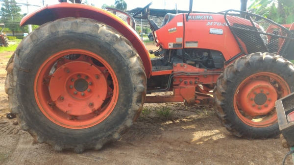ขายรถไถ KUBOTA M7040 พร้อมดันหน้า และผาน 6 CMT รถสภาพเดิมๆ ราคา 435,000บาท สนใจโทร มีรถขนส่งทั่วไทย ร้านสามย่านแทรคเตอร์ อ.แกลง จ.ระยอง โทร 0818618678 ,0899347475 id line=0818618678 id line ขายรถไถ KUBOTA M7040 พร้อมดันหน้า และผาน 6 CMT รถสภาพเดิมๆ ราคา 435,000บาท สนใจโทร มีรถขนส่งทั่วไทย ร้านสามย่านแทรคเตอร์ อ.แกลง จ.ระยอง โทร 0818618678 ,0899347475 id line=0818618678 id line