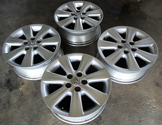 แม็กขอบ15 เอนไกแท้ 5รู100 โตโยต้าอัลติส โคโรน่า พรีอุส  (4วง 4,000)