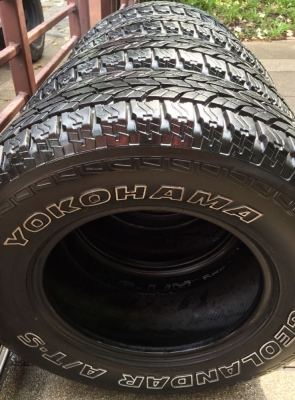 ยาง All Yokohama 245 70 16 ปลายปี15 ดอกเต็ม ใช้ยาว ราคาไม่แพง ยาง All Yokohama 245 70 16 ปลายปี15 ดอกเต็ม ใช้ยาว ราคาไม่แพง