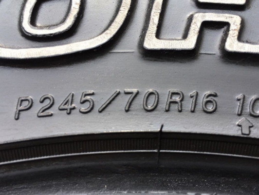 ยาง All Yokohama 245 70 16 ปลายปี15 ดอกเต็ม ใช้ยาว ราคาไม่แพง ยาง All Yokohama 245 70 16 ปลายปี15 ดอกเต็ม ใช้ยาว ราคาไม่แพง