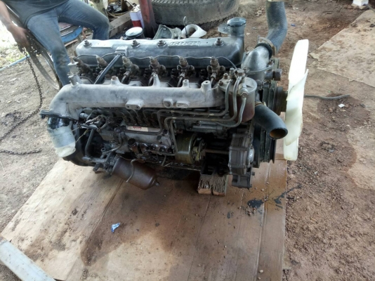 ขายด่วนเครื่องอีซุซุ6BD1พร้อมใช้เครื่องติดดีไม่มีไอ